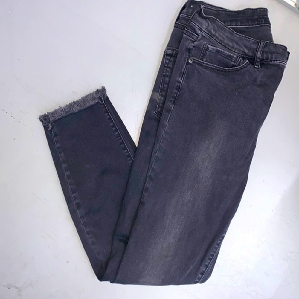 LOFT SKINNY JEANS
